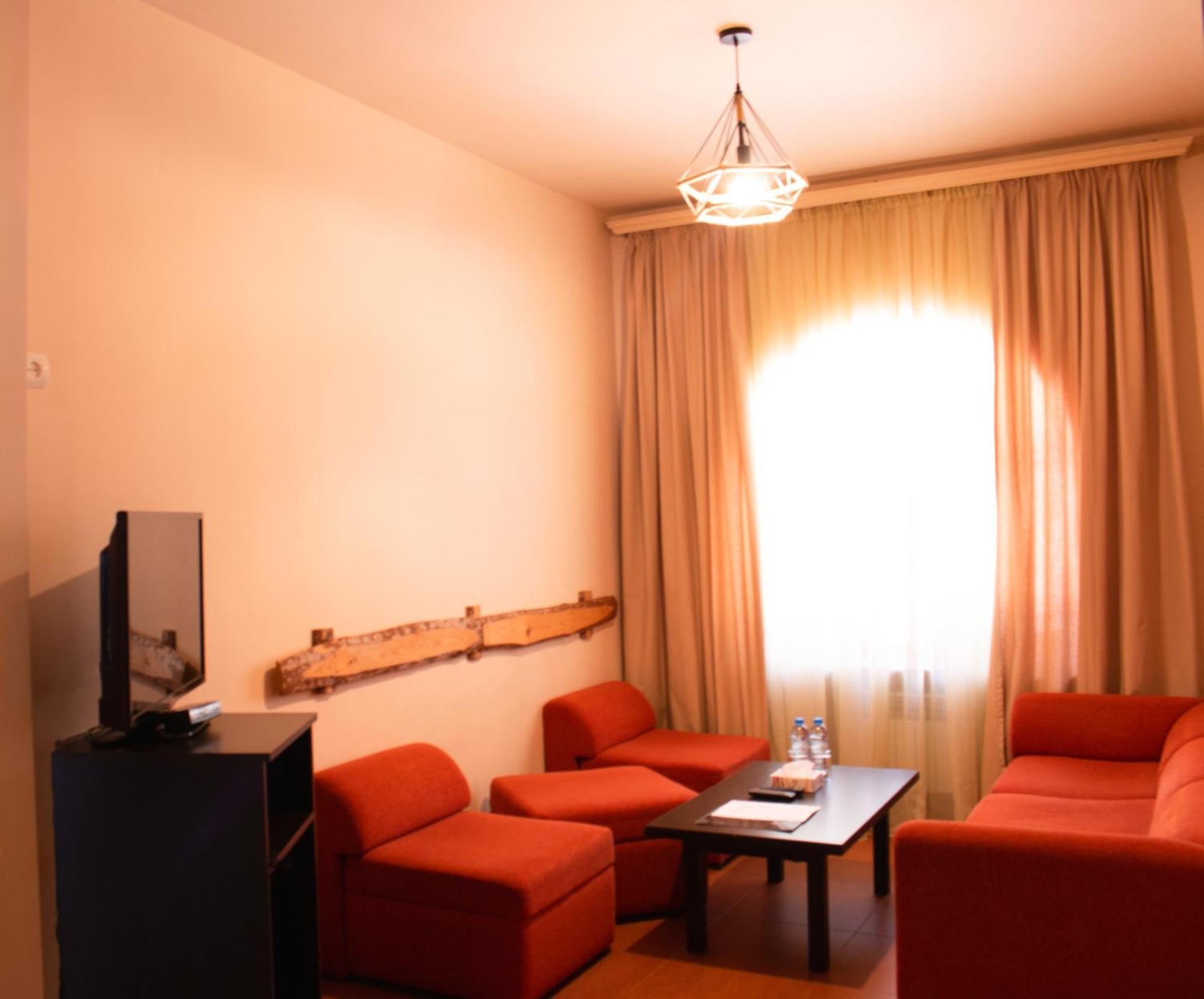 Tezh Ler Resort Shahumyan Rom bilde